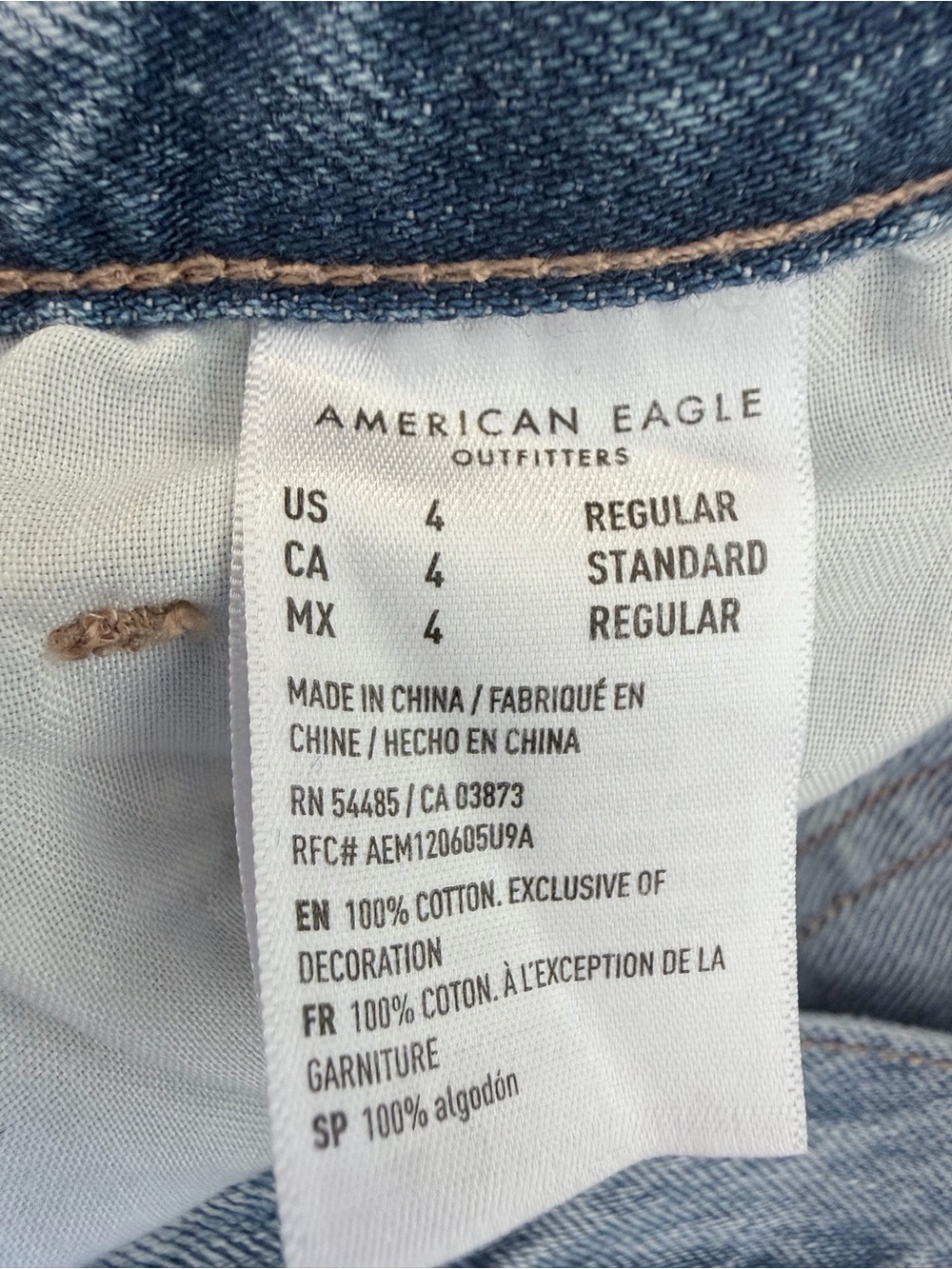 American Eagle Outfitters Light Blue Distressed High-Rise Jeans - Picture 5 of 6